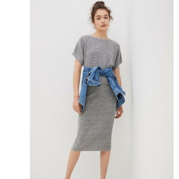 Anthropologie Dresses & Skirts - Anthropologie Gretchen Knit Midi Dress HTF Gray Short Sleeve $148 Soft Sm M